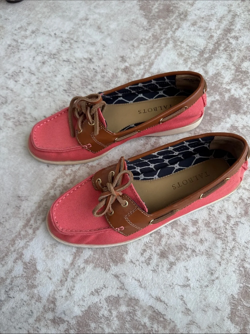 Talbot’s Slip-On Round Toe Drawstring Boat Shoes leather and coral